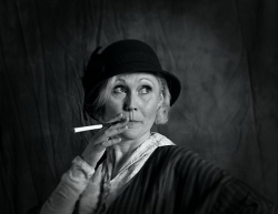 Paula_mono_et