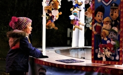 FairgroundWonder.ElaineJacklin_et
